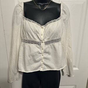 MODA International | Off White Lace-Trimmed Peasant Blouse - Women’s Medium